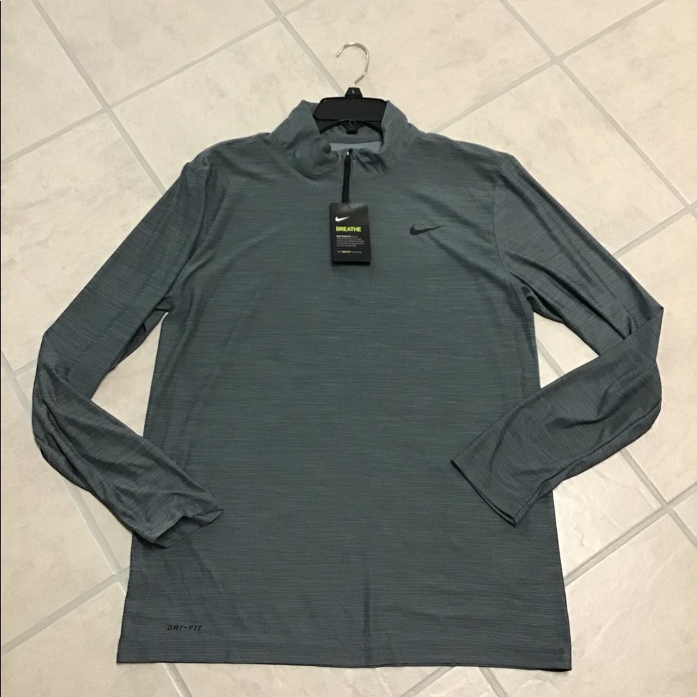 Men’s NIKE Breathe Dri-Fit Training pullover LG.